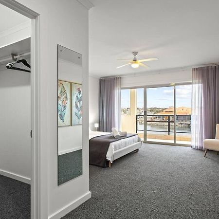 Waterfront Townhouse - Picturesque Marina Views Apartment Port Lincoln Exterior foto