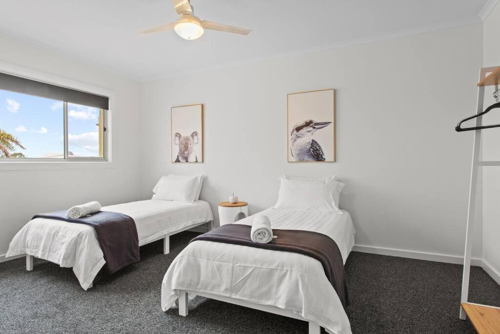 Waterfront Townhouse - Picturesque Marina Views Apartment Port Lincoln Exterior foto