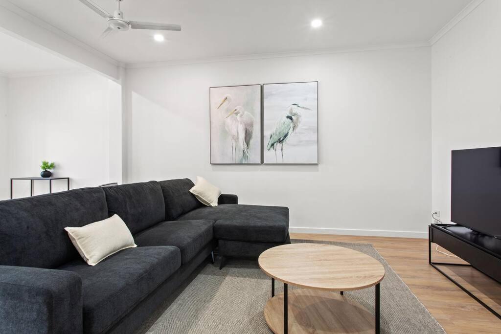 Waterfront Townhouse - Picturesque Marina Views Apartment Port Lincoln Exterior foto